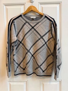 Women’s Ice Gray Argyle Plaid Knit Crewneck Varsity Sweater Acadamia